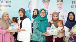 Pemkab Bojonegoro Beri Bantuan Makanan Tambahan Bagi Balita Dan Ibu Hamil Demi Peningkatan Kualitas SDM