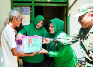 Persit Kodim Bojonegoro Gelar Anjangsana Dan Salurkan Bantuan Sembako