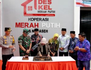 Dandim Bojonegoro Dampingi Wamenkop RI Resmikan KDKMP Desa Ngraseh