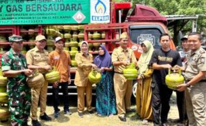 Pemkab Bojonegoro Gelar Operasi Pasar LPG 3 Kg, Harga Per Tabung Hanya Rp 18.000