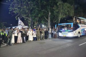 Bupati Setyo Wahono Berangkatan 1.741 Calon Jamaah Haji Asal Bojonegoro