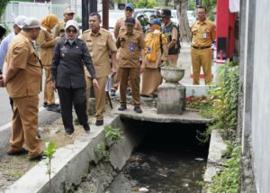 Wabup Nurul Azizah Temukan Banyak Masalah Teknis Ketika Sidak Penyebab Utama Banjir Dalam Kota