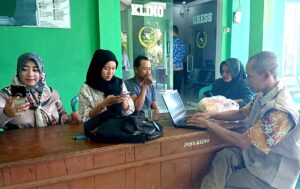 Moh Muad Selalu Semangat Layani Pelaku IKM Dan UMKM Yang Ingin Dapat Sertifikat Halal