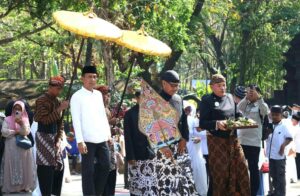 Bupati Bojonegoro Hadiri Ruwatan Murwakala 2026 Di Kayangan Api