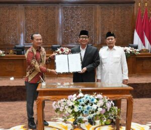 Bupati Bojonegoro Ajak DPRD Tertib Dalam Pengelolaan Keuangan Daerah