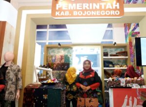 Cantika Wahono Tampilkan Produk Perajin Bojonegoro Di Ajang Bergengsi Tingkat Nasional