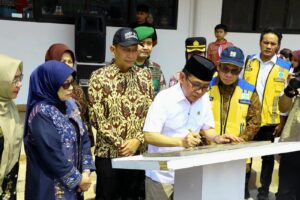 Menko PMK Pratikno Resmikan Gedung Baru SMPN 1 Padangan Bojonegoro