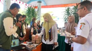 Mahasiswa KKN UPN Veteran Jawa Timur Unjuk Karya Dalam KKN Expo Di Kecamatan Purwosari