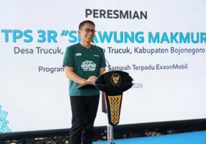 Bupati Setyo Wahono Resmikan Tempat Pengolahan Sampah 3R Di Desa Trucuk