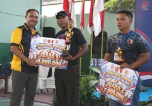 Spektakuler: Duet Kapas 02 Sabet Juara Turnamen Domino 101 Piala Panglima TNI