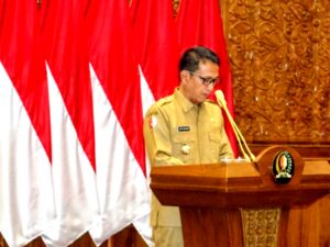 Bupati Setyo Wahono Sampaikan Jawaban Atas Pandangan Umum Fraksi-Fraksi DPRD Terhadap Lima Raperda